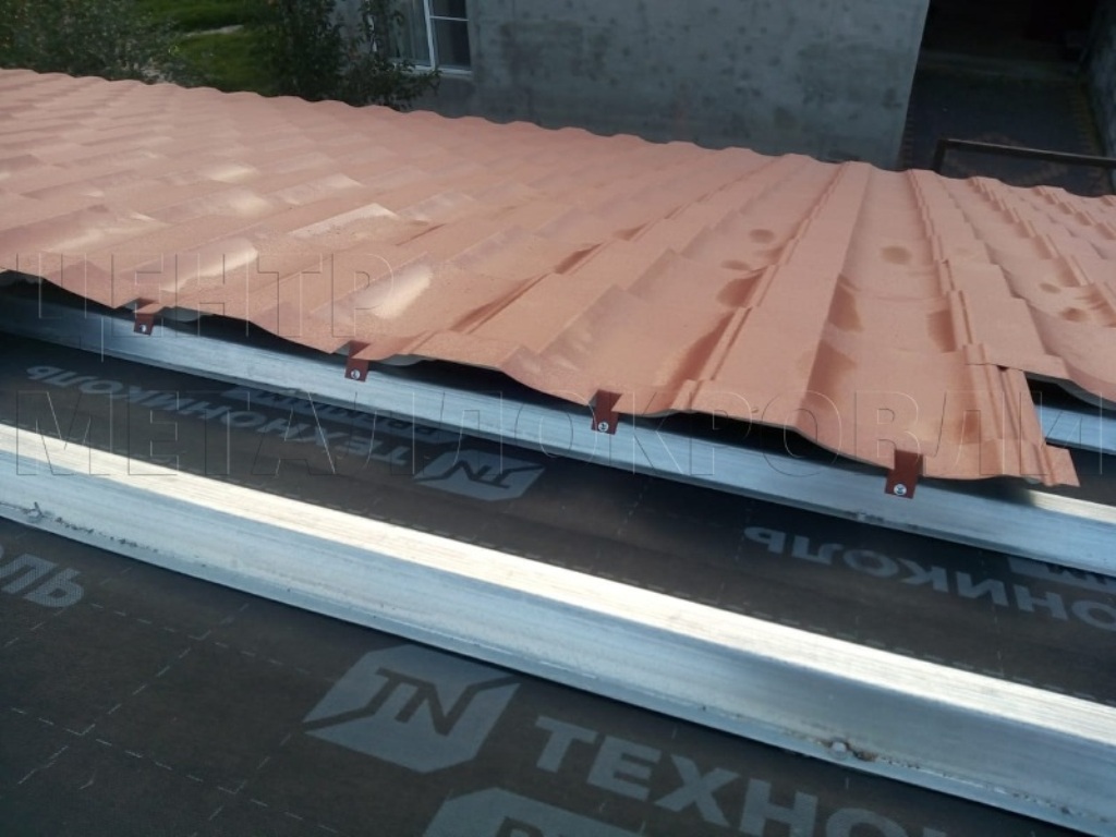 Металлочерепица Геркулес 8004 терракотовый Стальной Бархат от Центра Металлокровли в Симферополе